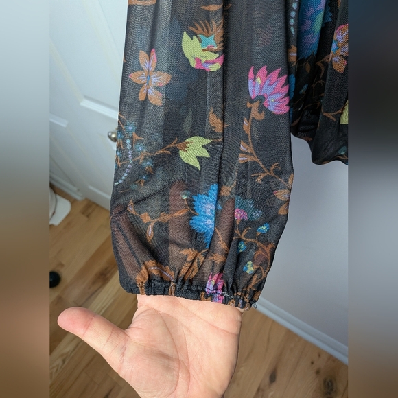 FREE PEOPLE Loose Women Top Puffy See Through Long Sleeve Black With Floral - Picture 10 of 15